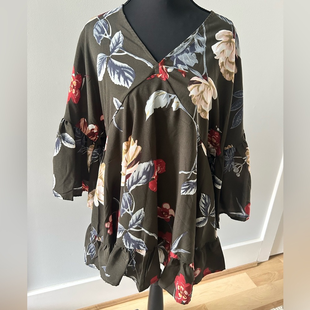 Floral Women's Top in Olive Green